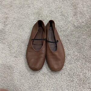 The Row Shoes Size 7.5